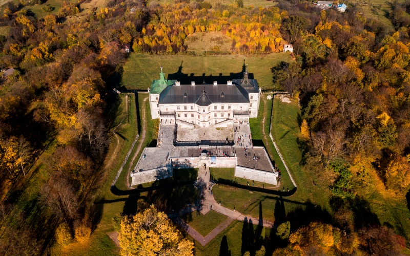 Lviv Castles Full-day tour-4