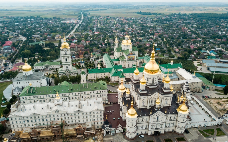 Pochayiv Lavra and Pidkamin Monastery Full-day tour-3