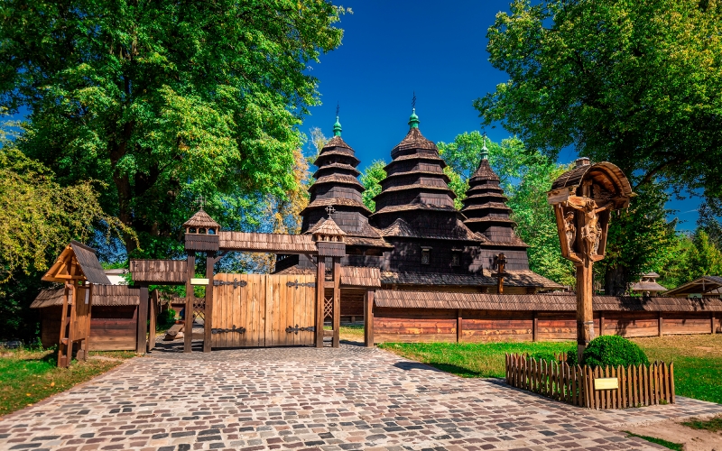 Lviv Folk Architecture Museum guided tour-0