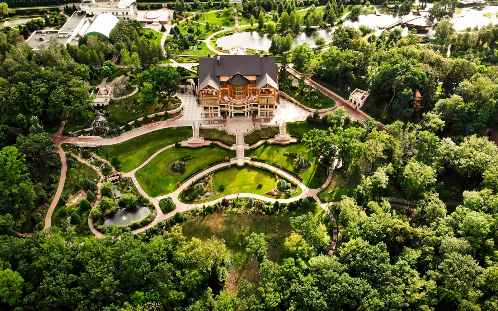 Main Building 'Honka' of National Museum of Corruption | Mezhyhirya, Kyiv oblast