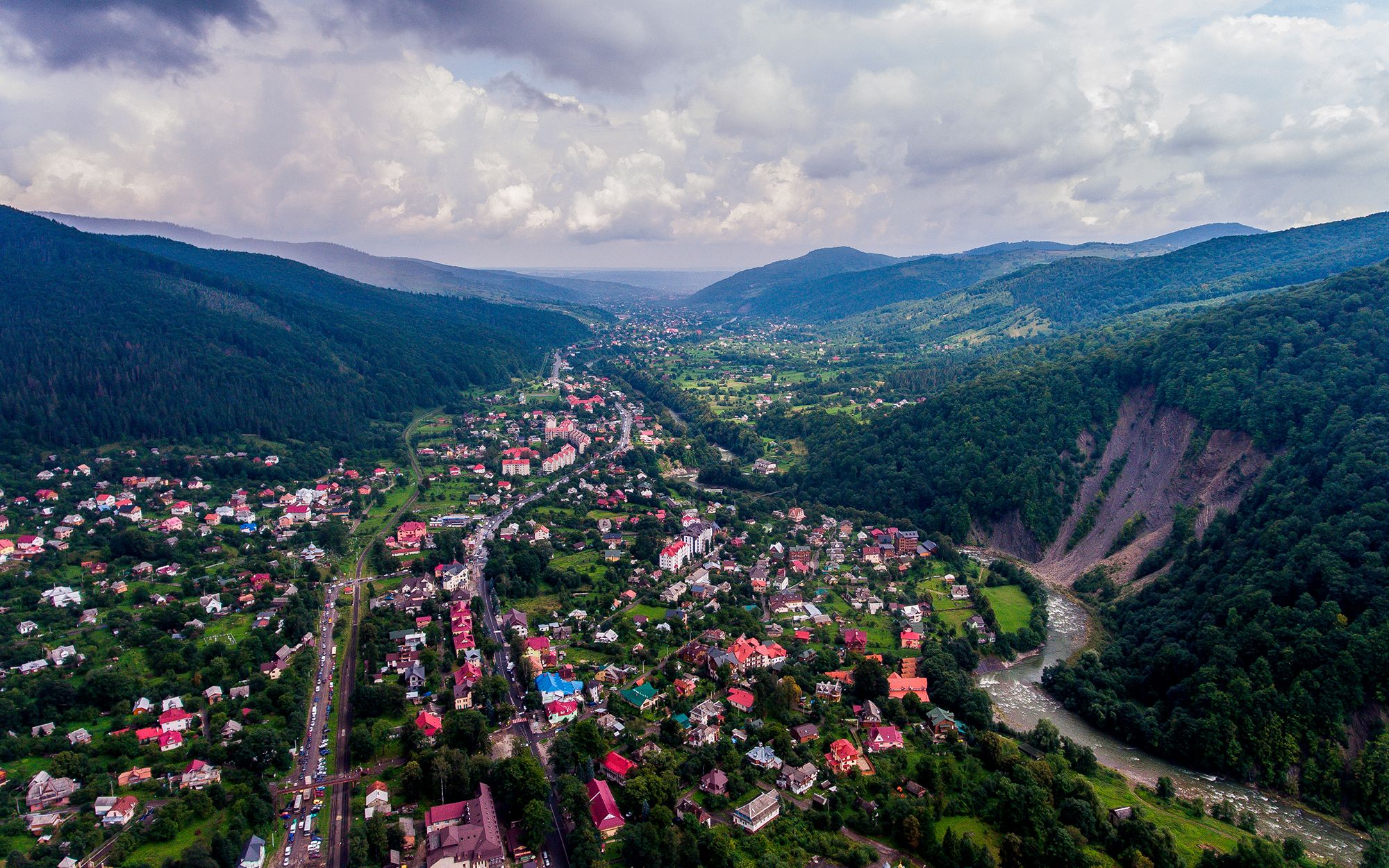 Mount village of Yaremche | Yaremche